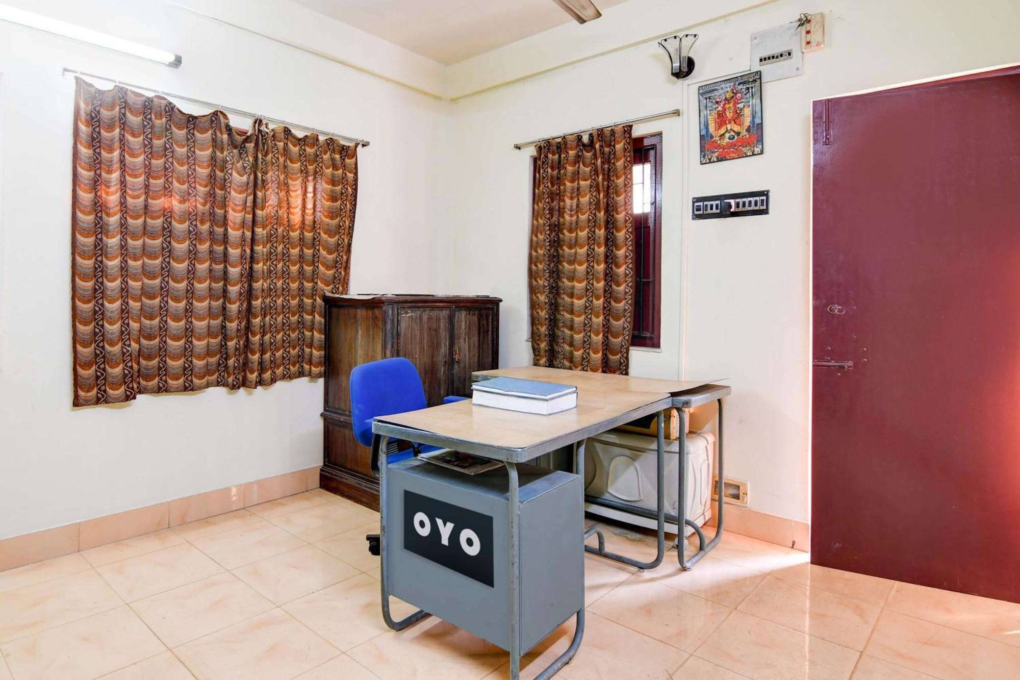 Oyo Simplex Guest House Behala Calcutta Exteriör bild